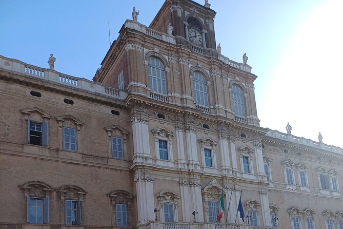 Modena walking food tour with a local - Breakfast first: fried gnocco and cappuccino for a reason