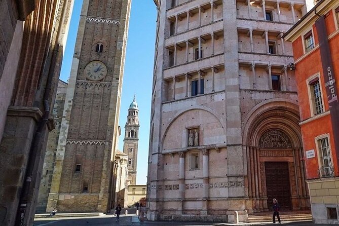 Parma Classic Walking Tour - Basilica di Santa Maria della Steccata and 1500s Parma’s visual language