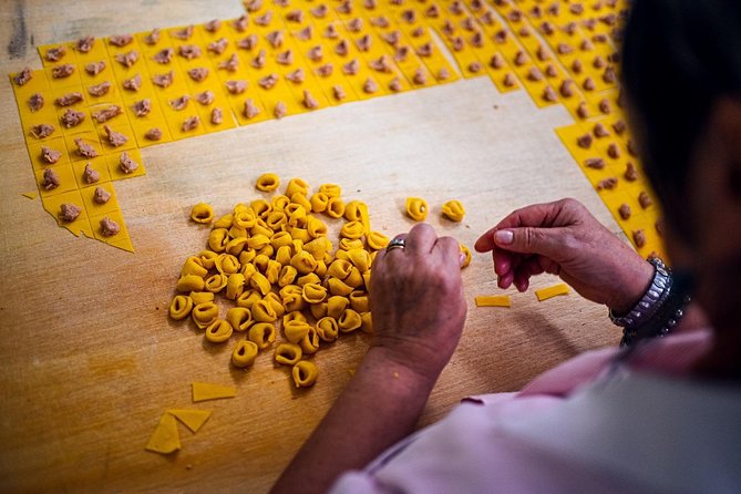 Private Bologna Food & Market Tour with 6 Tastings & Wine - A Private Bologna Bite-and-Sight Walk in About 3.5 Hours