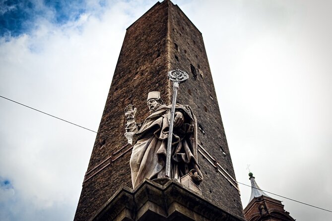 Private Bologna Food & Market Tour with 6 Tastings & Wine - What’s Included in the 6 Tastings (and What Those Choices Say About Bologna)