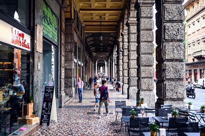 Private Bologna Food & Market Tour with 6 Tastings & Wine - Pastas, Cheese, and Cold Cuts: Why the Menu Feels Like a Real Meal
