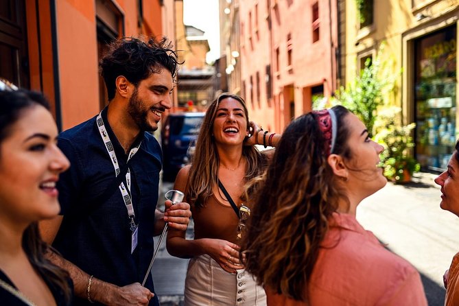 Private Bologna Food & Market Tour with 6 Tastings & Wine - Wine, Espresso, Gelato, and Local Liquor: A Practical Way to Taste the City