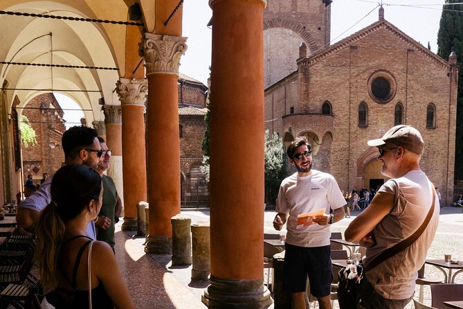 Private Bologna Gastronomic Tour with Local Guide - Piazza Maggiore and the Quadrilatero: When Landmarks Turn Into Tastings
