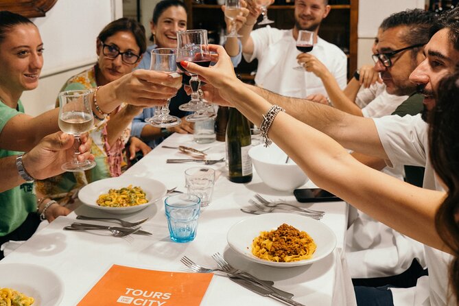 Private Bologna Gastronomic Tour with Local Guide - Finestrella Photo Moments and the Underground Waterways Secret