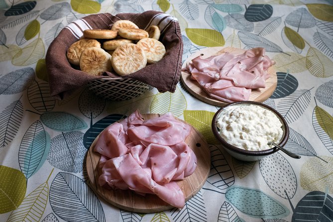 Private cooking class at a local's home with lunch or dinner in Parma - Timing That Works: Booking in Advance and Staying On Track
