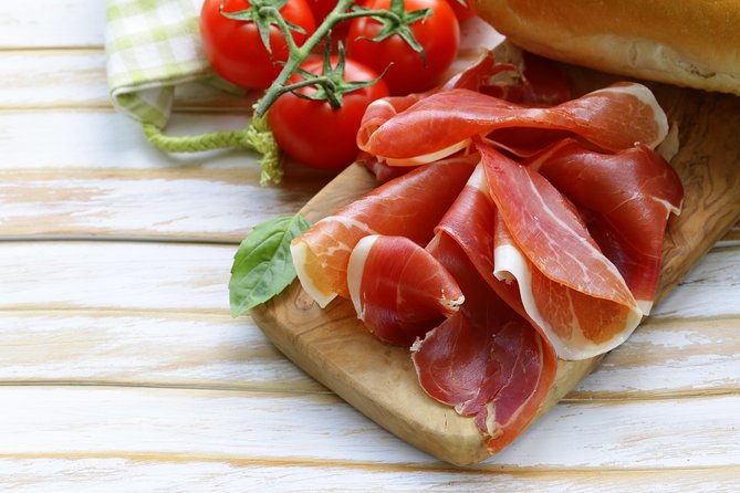 Private Emilia Romagna Food Tour Half Day - Lunch in the Parma hills at Agriturismo Al Vigneto