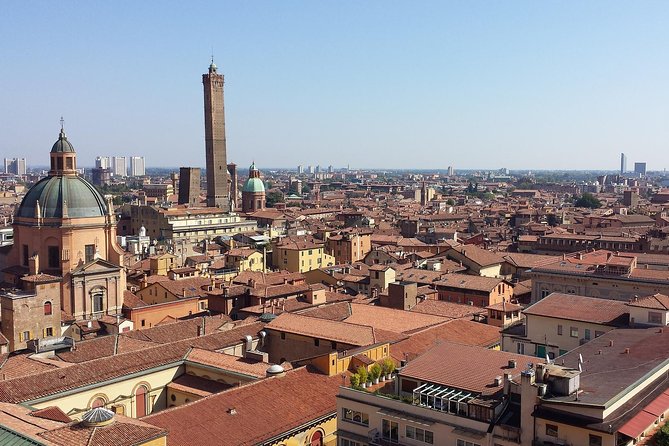 Private Local Tour Guide Bologna: Kickstart your Trip, 100% Personalized - A Bologna Kickstart You Can Feel Immediately
