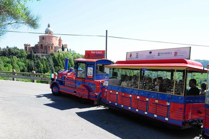 San Luca Experience Tour skip the line and Food Tasting - Santuario di Madonna di San Luca: The Hill-Top Visit (and the Dress Code)