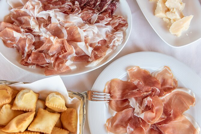 Slow Parma Food Experience Half Day Private Tour and Tasting - Parmigiano-Reggiano dairy: where the tour goes from facts to smell