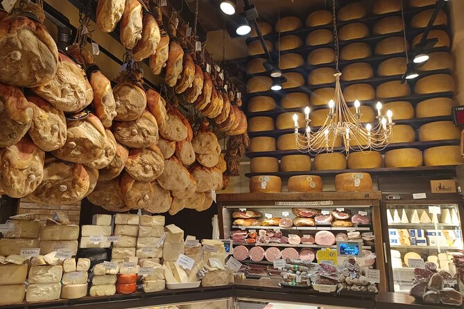 Taste Parma: A Full Meal Walking Food Tour by Do Eat Better - Guides and small-group energy: why the experience usually lands well