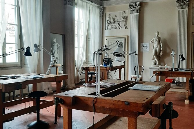 The Secret of Stradivari in Cremona: visit the Violinmaker School - Meet the guide: from friendly directors to tailored answers