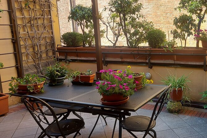 Traditional Bolognese Cooking Class in Bologna with Giovanna S - Key highlights you’ll care about