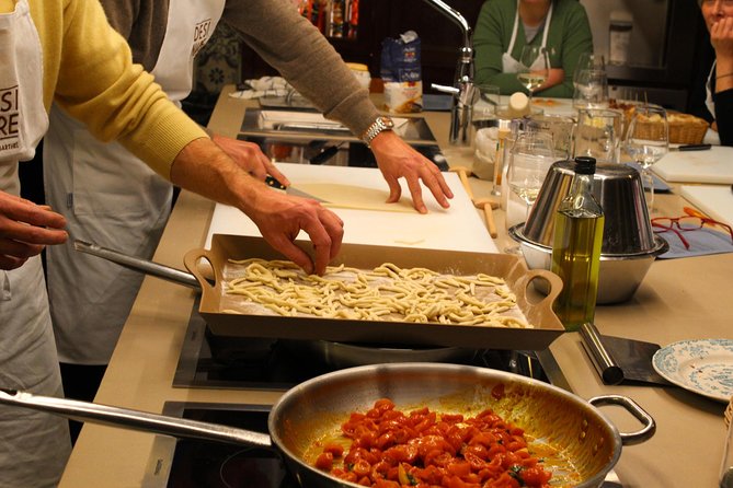 Traditional Home Cooking in Modena,Tagliatelle, Tortelloni & Wine - Key things you should know before you go