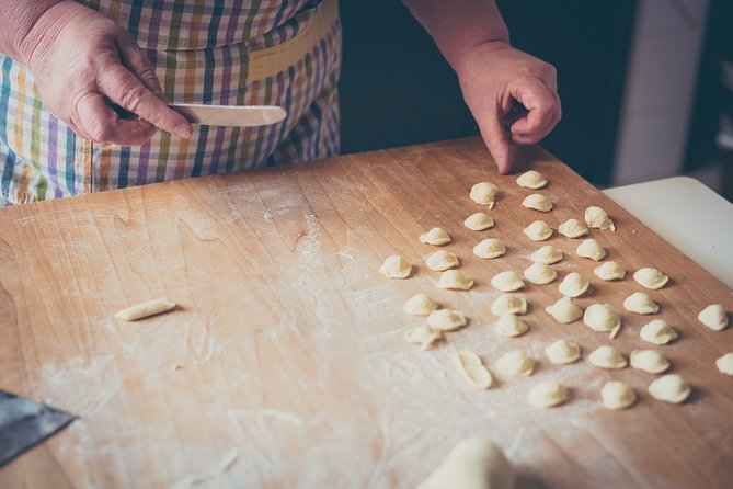 Traditional Home Cooking in Modena,Tagliatelle, Tortelloni & Wine - Should you book Traditional Home Cooking in Modena?